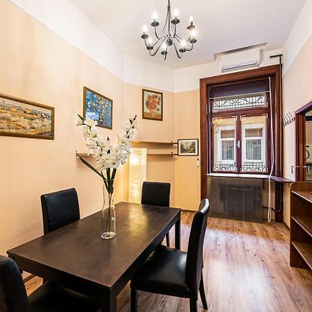 Oktogon Beautiful Relaxing Apartment Budapest Exterior foto