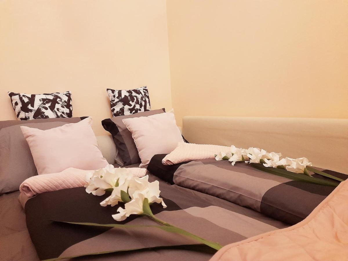 Oktogon Beautiful Relaxing Apartment Budapest Exterior foto